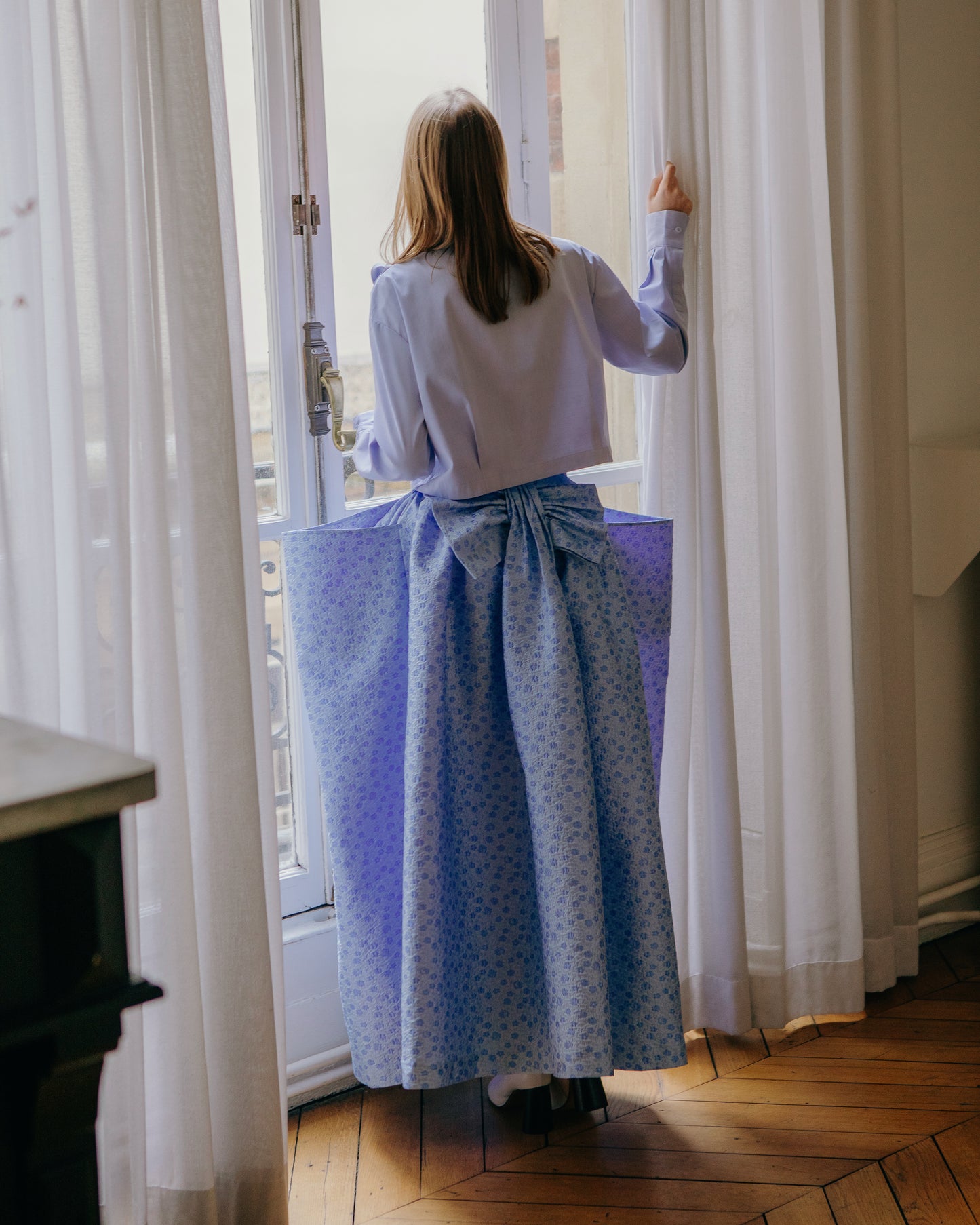 Simple Classic Roses Long Shirt